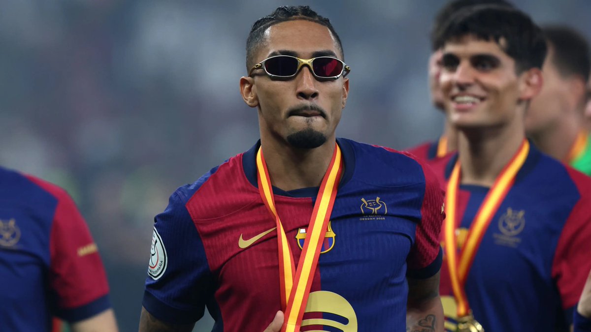 fcbtotem's tweet photo. والله يا اخي احبك 

مستحيل اكدر اوصف عشقي وحبي لك 

شكرا لك https://t.co/0GxykaAMff
