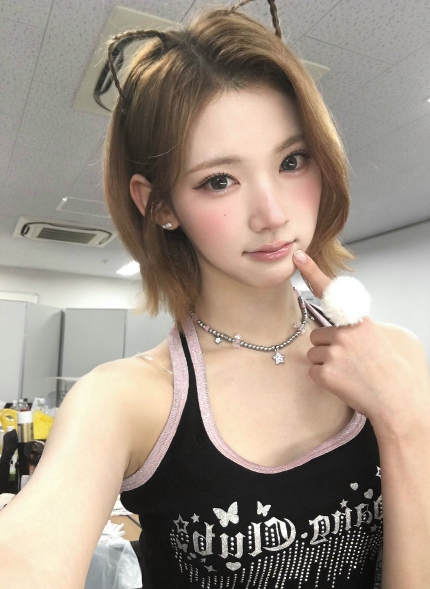h2hbrazil_'s tweet photo. [SNS] 26.09.19 atualização Jiwoo no Weverse  

  "É a primeira vez que vejo a cabeça de um gato😽" 🍓🥟 1/2

#Jiwoo #지우 #Hearts2Hearts #Hearts2HeartsBrazil #H2H_Brazil #Hearts2Hearts_Brazil #Hachus #Updates https://t.co/7Ao2OR6dn6