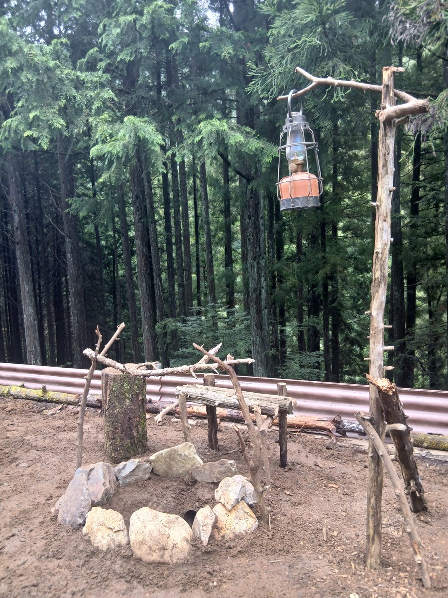 Alcohol_Camp's tweet photo. おはよう

「予約しまーす！」とDMをいただいて、
詳細をお送りして、こちらで予約枠確保。

……その後、返信なし

小さなCamp Moonは、一度枠を押さえると他のお客さんをご案内できなくなるので、今回は仮押さえを解除することにしました。

せっかくなので、その空いた9/26の1枠を募集させて下さい

9/26（土）
あと1組。

直火ピットがあるサイトが空いています。
気になっていた方、よかったらぜひ！