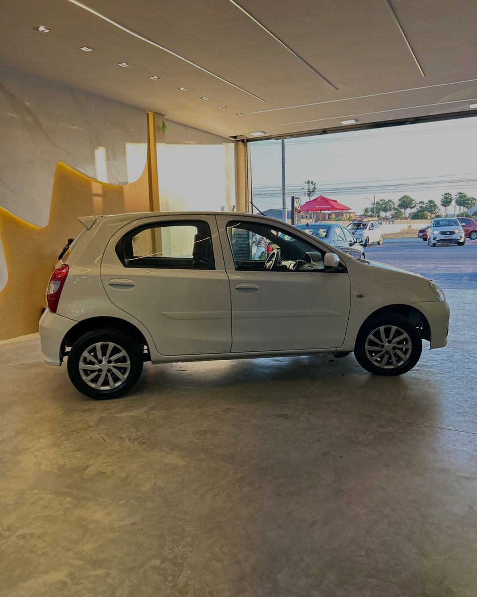 MosesPrimauw0m's tweet photo. Toyota Etios X 1. 3 automatic, 2017/18, 78, 000 km. Air conditioning, power steering, fabric seats, power windows, original audio, reverse sensor, new tires and more. Fully inspected. Price: $62, 900. Financing up to 60 installments. Credit card up https://t.co/wVy6w7reCQ