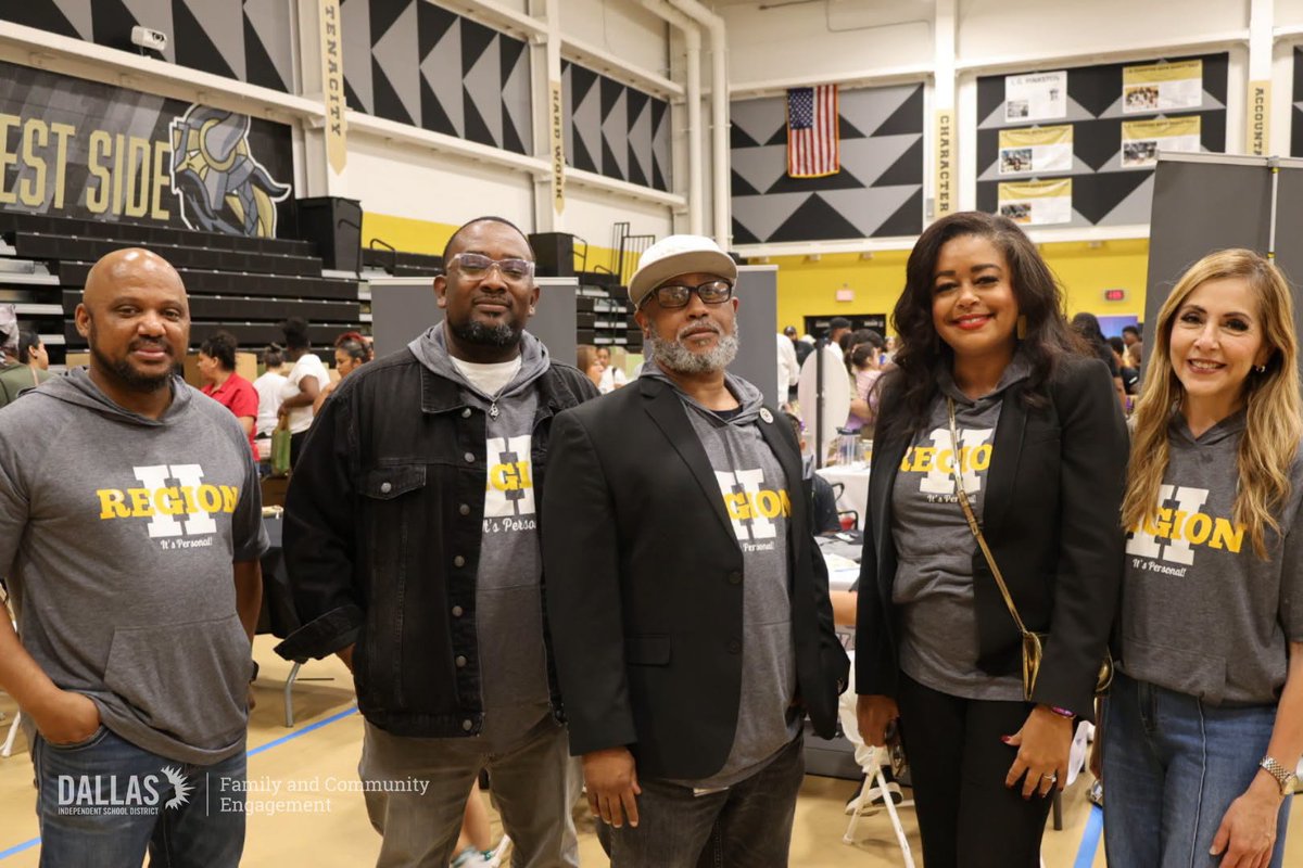 dallasisdparent's tweet photo. What a way to kickoff our 2026-27 Fam Jam Series!

More than 330 families joined us today at @LGPinkstonHS  for our Region II Fam Jam! https://t.co/vJbj6sQHzL