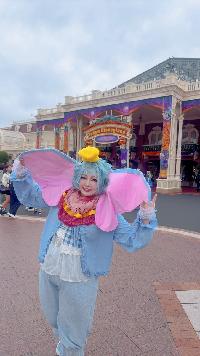 osatsu_cos's tweet photo. 今年最初はダンボでした🐘💕
たくさん可愛がってくれてありがとうございました♡♡♡

 #Dハロ仮装2026 https://t.co/awxLpxC2zv