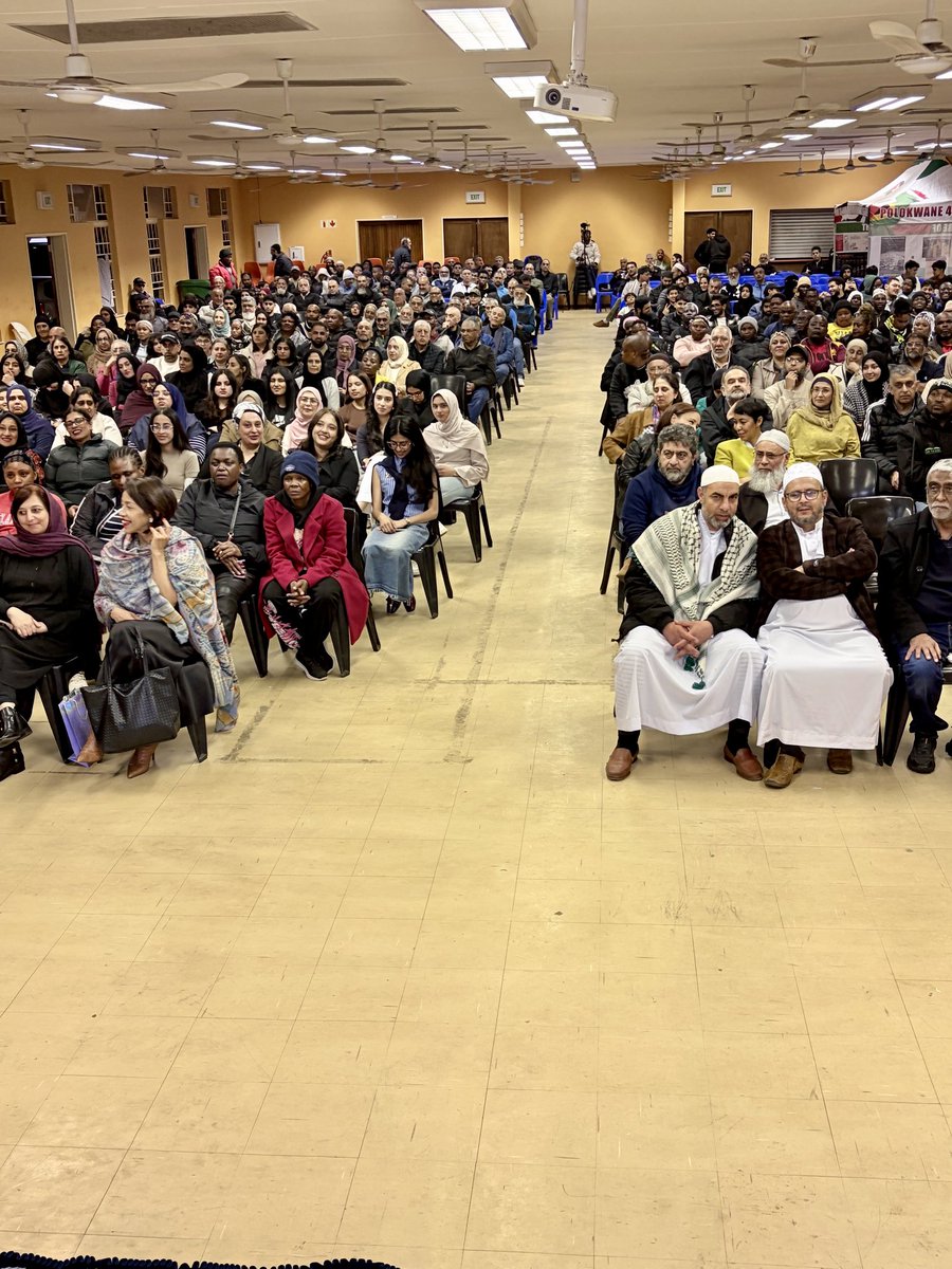 georgegalloway's tweet photo. Mammoth Saturday night rally Polokwane #SouthAfrica Glory to the South African freedom struggle Glory and victory to the Palestinian people @MYANC @EFFSouthAfrica https://t.co/3n7B6RDmwx