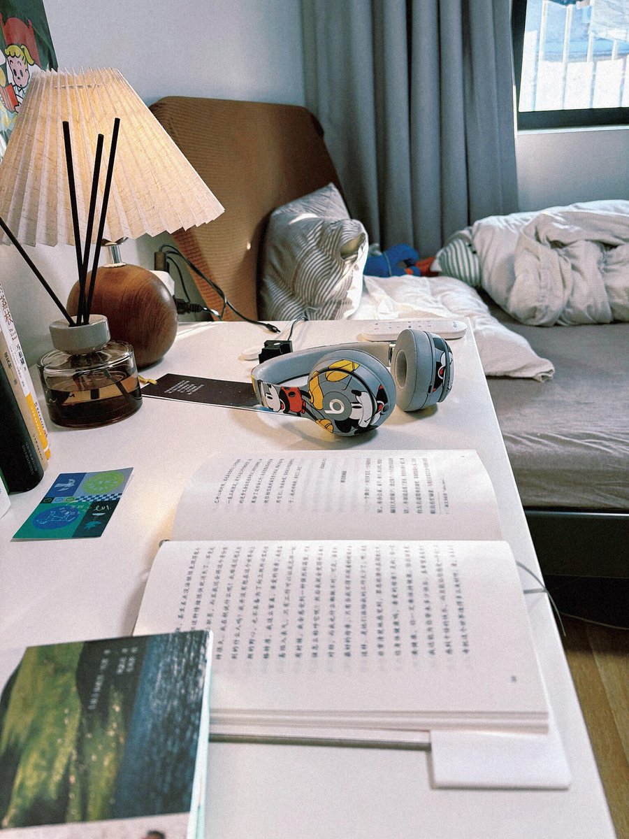 3forv's tweet photo. Tired of staying up late Start a 10-min early bedtime routine tonight—put down phone, sip warm milk, read 1 page. Small steps = big sleep gains for a fresher tomorrow!， https://t.co/D4X7pRL3un