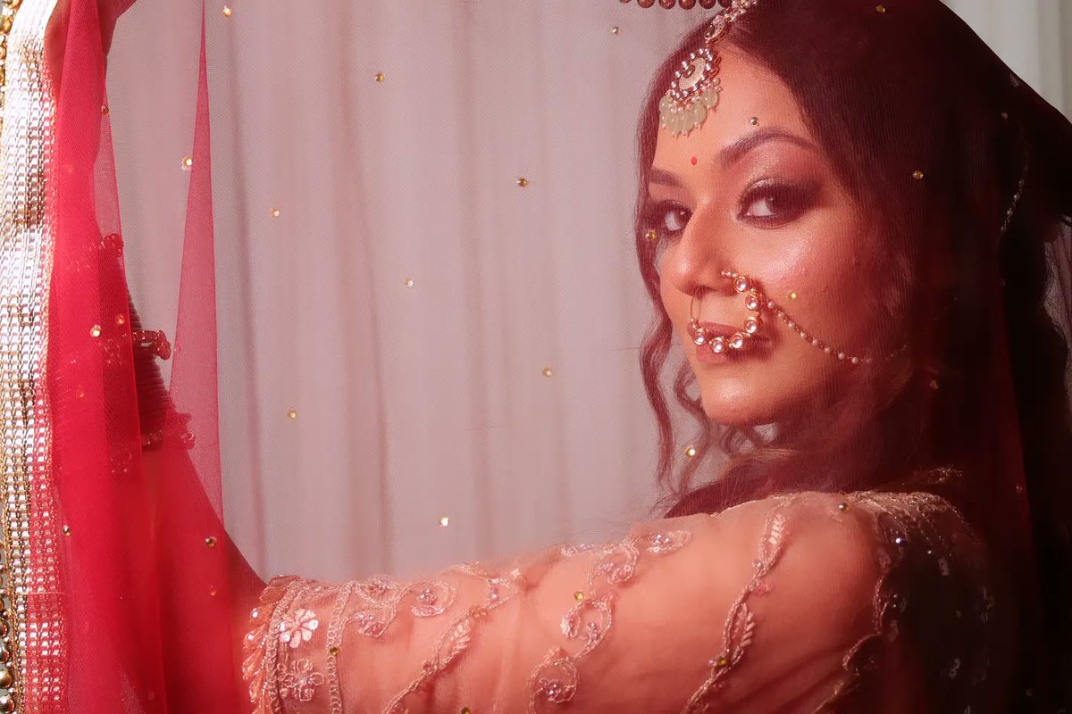 PearlieHaslem's tweet photo. O Rangrez… Bridal makeup, party makeup, Indian makeup, and a stunning transformation. A flawless glam look created by me. https://t.co/90dVOhz3KC