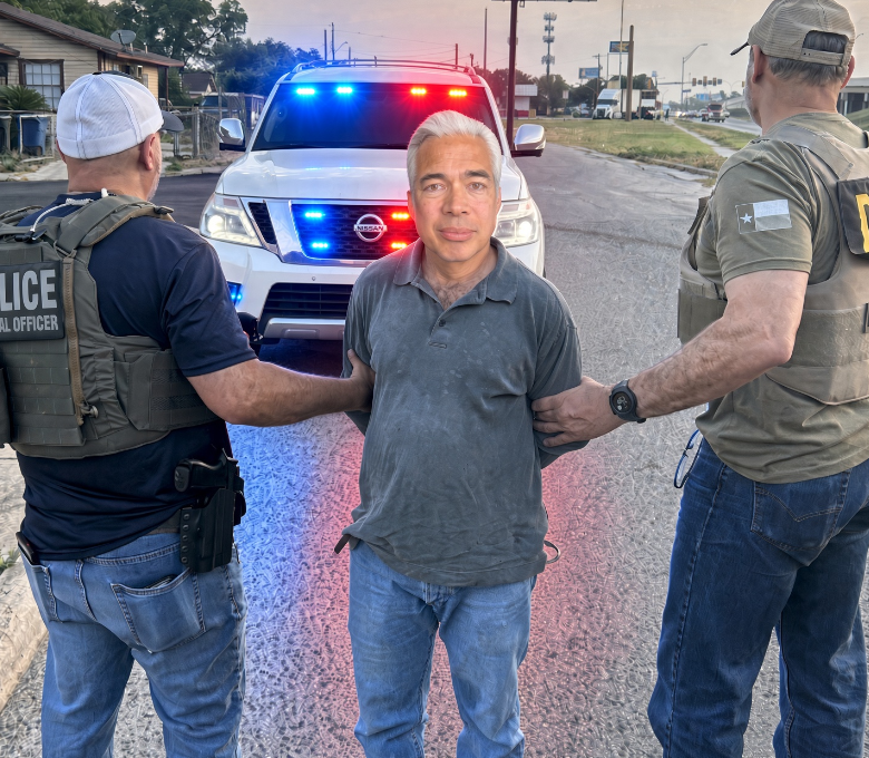 Cartel_Cal's tweet photo. All I want for Christmas is to see @RobBonta being arrested by ICE. Denaturalize and deport. He's a traitor to our country. This POS wasn't even born here. https://t.co/iSAb0nB7TB