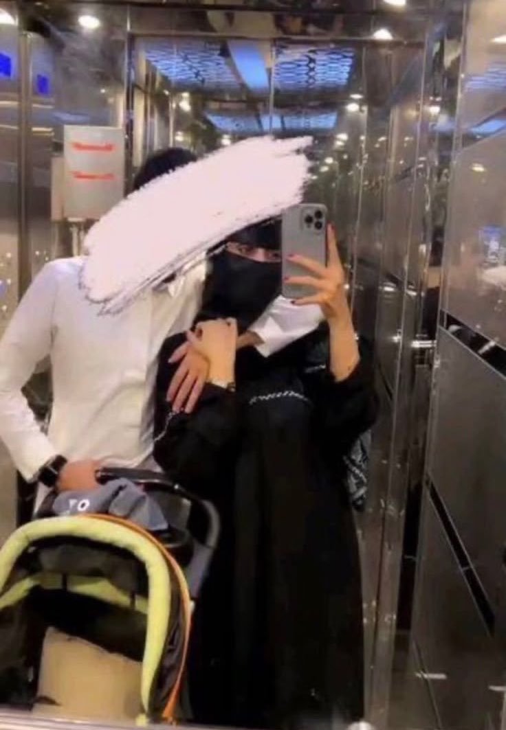 P209Kelly's tweet photo. @WilaahDC تلحس رجولي 👀 الاكثر تداول : تسريبات اجواء البررر مرره حر qazqazr  🔥🔥��️ الصباح رائع
وش توقعاتكم لحالة الطقس ؟! في تبوك برد اححح 
الشتاء الماطر الطائف 🌨️ الخرج سهره أبها موسم الرياض سالب المدينة القصيم مكه المدينة مساج الطائف موجب جدة بريدة عنيزة الرياض الاحساء ينبع العلا الخرج https://t.co/ts4SKbg2M6
