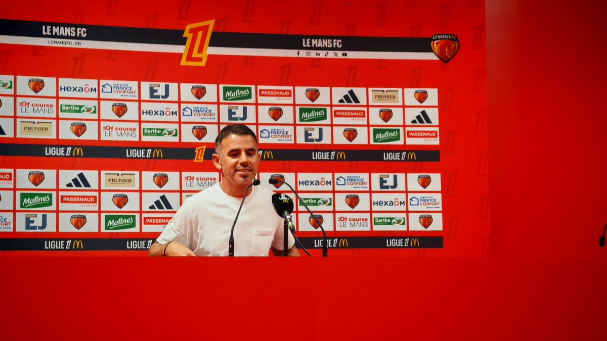 bpelloqu's tweet photo. Patrick Videira après Le Mans - Lorient : "Souffrir au Mans FC, on en a l'habitude et c'est ce qui fait notre moteur." #LMFCFCL https://t.co/PVmAX1F6kp