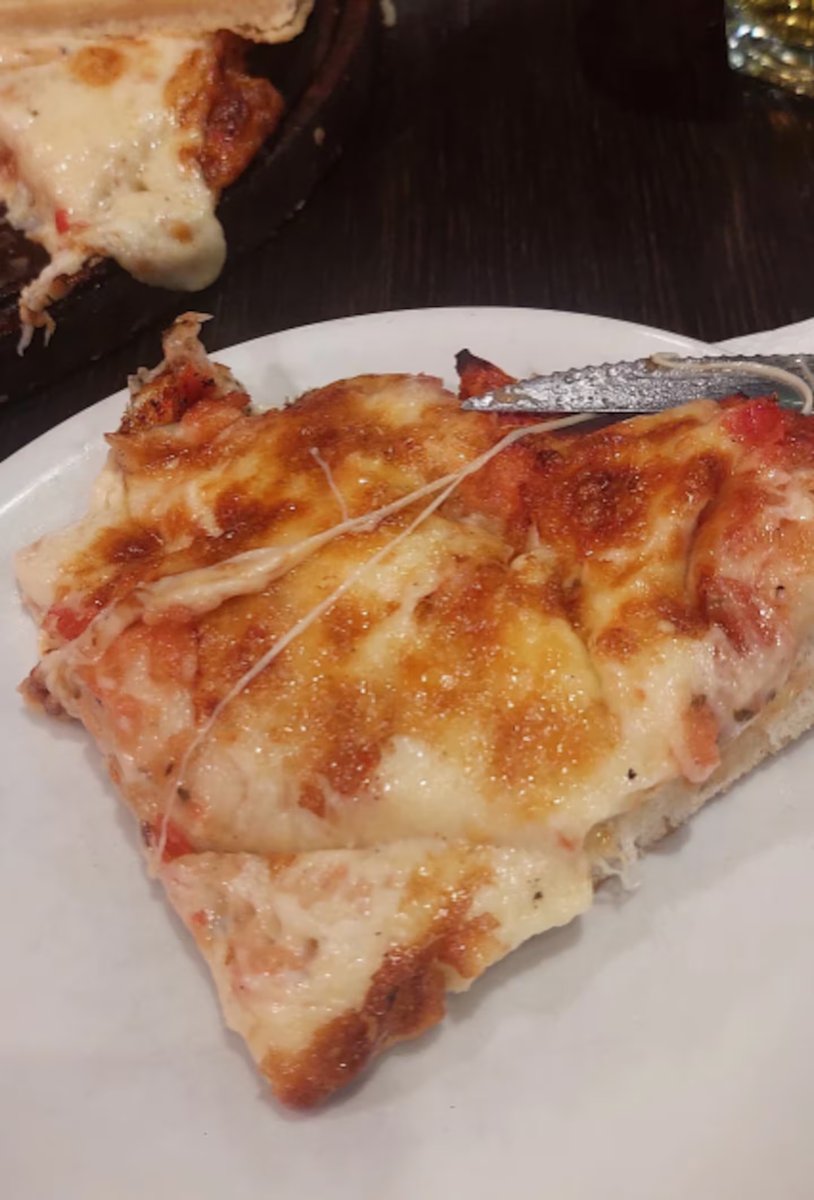 BuySellBA's tweet photo. $23 USD for a small pizza in Buenos Aires

😂😂. ☠️☠️ https://t.co/Hx3EA9jCZo