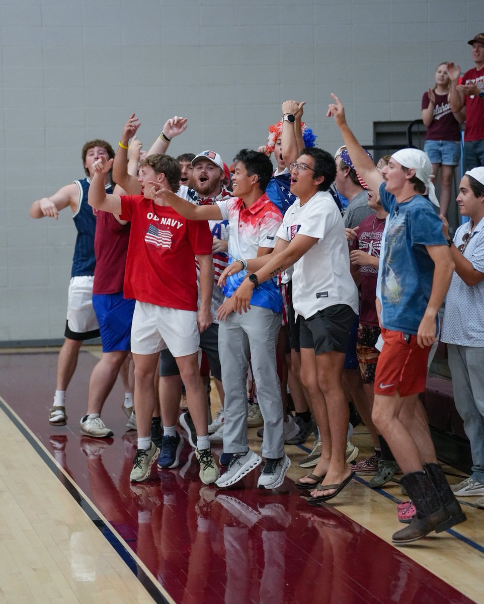 OCEagles's tweet photo. EAGLES DEFEND THE NEST IN A 4️⃣ SET THRILLER‼️🦅🏐

#madeformore #playformore https://t.co/xRWNB3IrTt