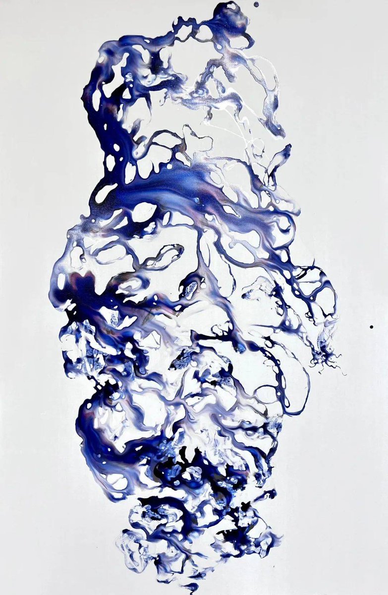 gimgyuh95733532's tweet photo. Just finished a 2-hour abstract ink painting workshop—nothing beats the thrill of turning blank paper into flowing colors and messy, meaningful lines ， https://t.co/0nSUpBBAh9