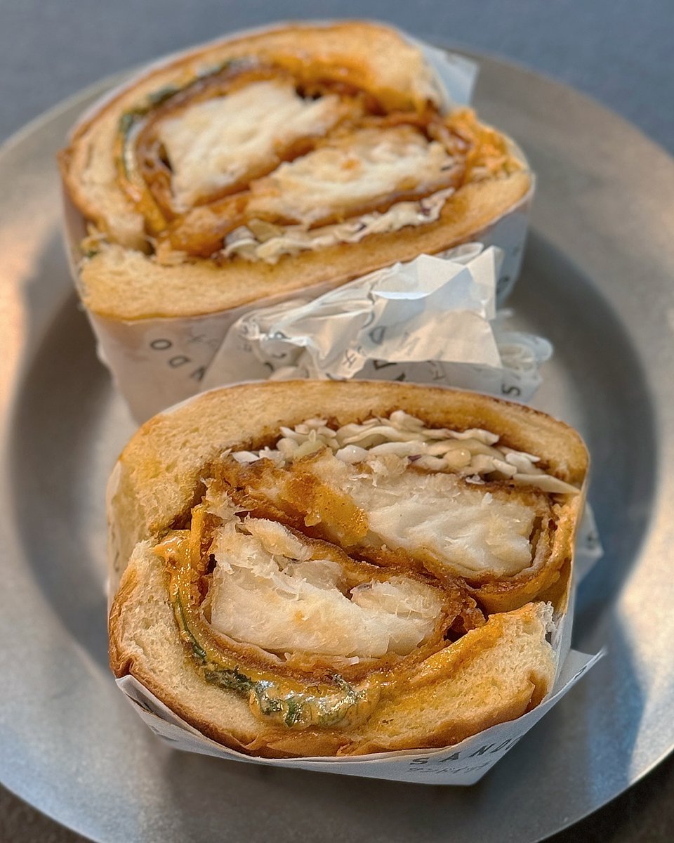 LynetteBoli5's tweet photo. Finally visited Singapore’s most hidden sando spot. As a brioche lover, I was excited to try their famous brioche sandos, but the buns were slightly dry and lacked brioche’s signature sweetness. Toasting them would have made them even better. The https://t.co/hYTVRtiIF4