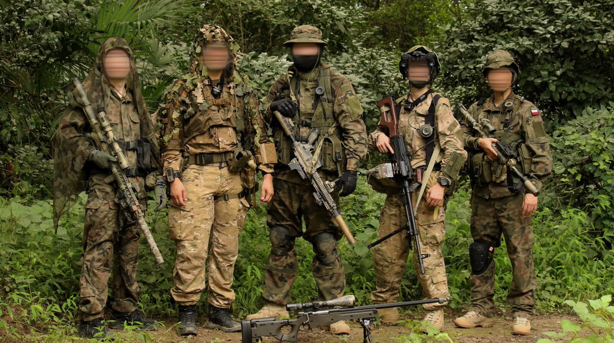 SergeantZyco0's tweet photo. Japan Airsofters Polish Special Forces  gear https://t.co/XRPv0vrYpm