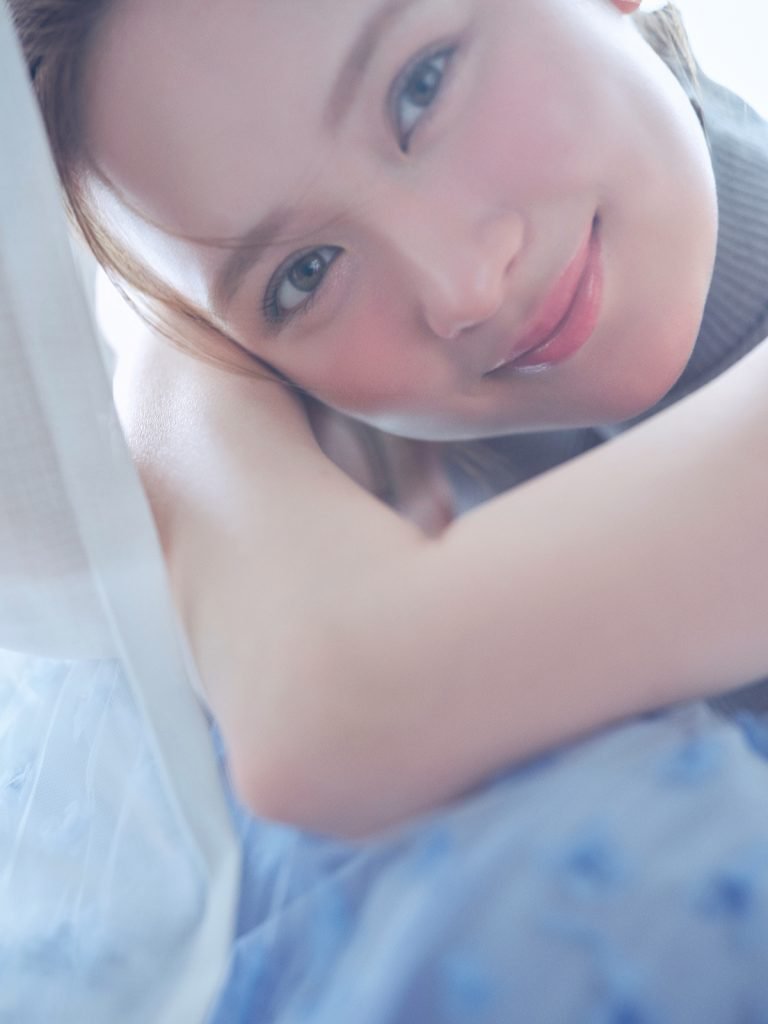 bitekicom's tweet photo. 🌱#畑芽育 さんが魅せる🪞˚✧₊
「深色リップ」で秋メイクをアプデ💄

🍇華やかなカシスカラーも
グロスタイプならさりげなく存在感のある唇に
https://t.co/yQdyWZ9x6m

@hata_mei0410 https://t.co/VPlJ6YYS8i