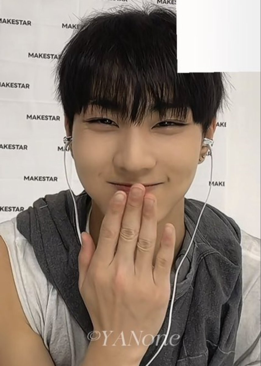 fairie209's tweet photo. i hope jungwon never stops doing this cute puppy emote ૮ >ﻌ< ა ♥️ https://t.co/IaEdztkO6f