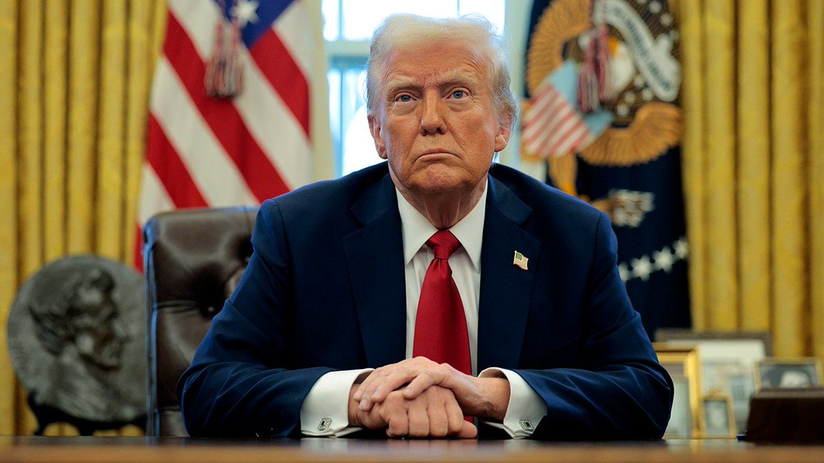 RossKneeDeep's tweet photo. Trump is banning CNN, MS NOW, and Politico from the White House. He says they post Fake News.

He only wants positive stories. He says something is wrong with a country that allows people to purposely write negative stories. 

Allow? What? Isn't that called freedom of speech?

Doesn't that sound a little Hitler-ish?