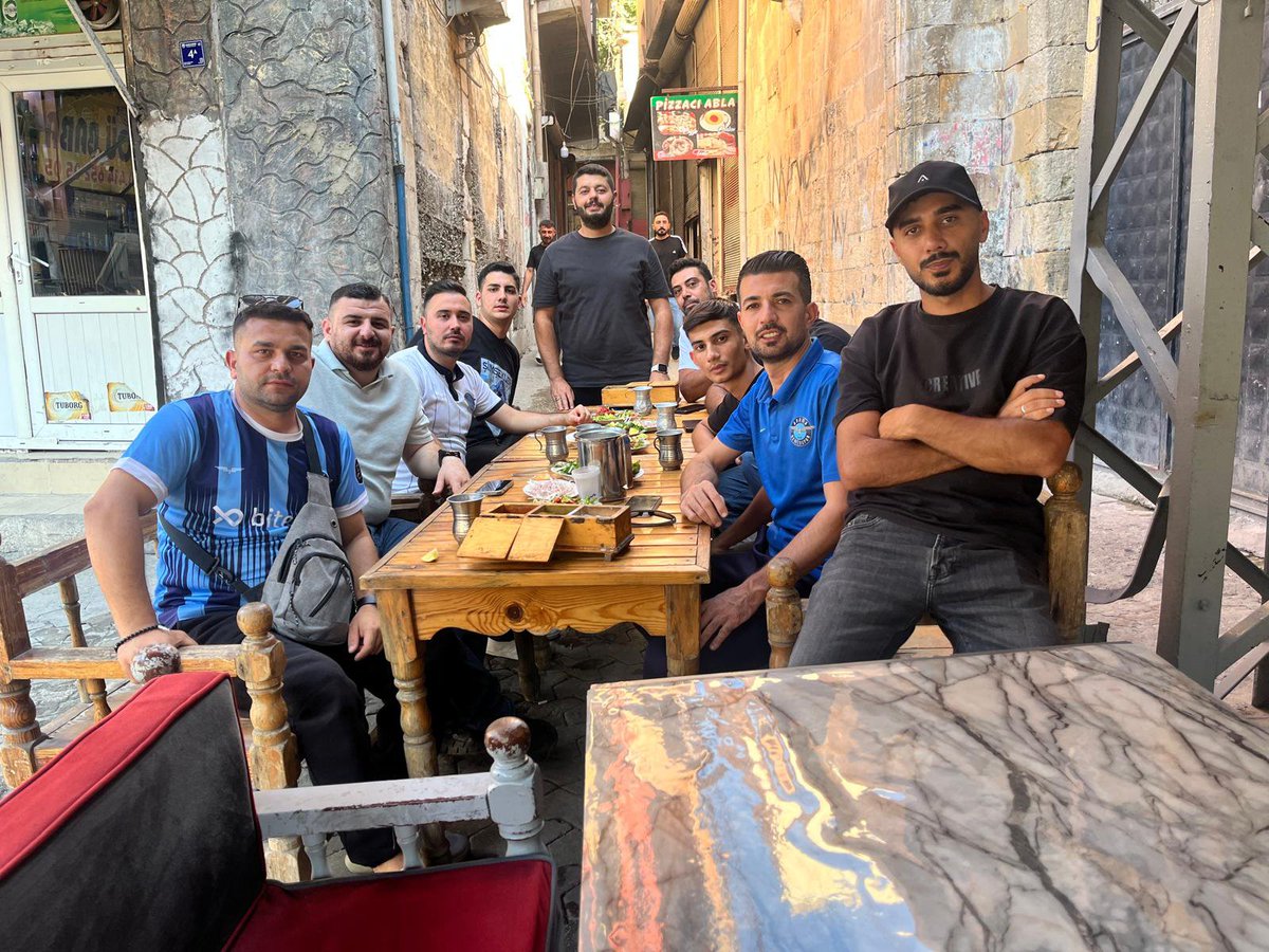 MaviYolTayfa's tweet photo. ᴀʀᴍᴀʏᴀ ꜱᴀᴅᴀᴋᴀᴛ, şᴇʀᴇꜰɪᴍɪᴢᴅɪʀ! 
#AdanaDemirspor 
#Maviyoltayfa https://t.co/6RVHMqEhfC