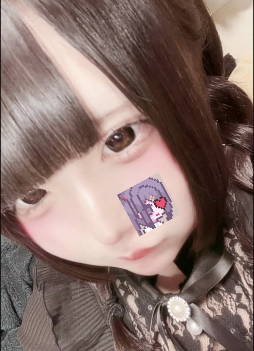 elvxo0's tweet photo. 顔がコンプレックスなのㅜ  ̫ ㅜ

#自撮り界隈 #裏垢 https://t.co/uKa3z2oEnu