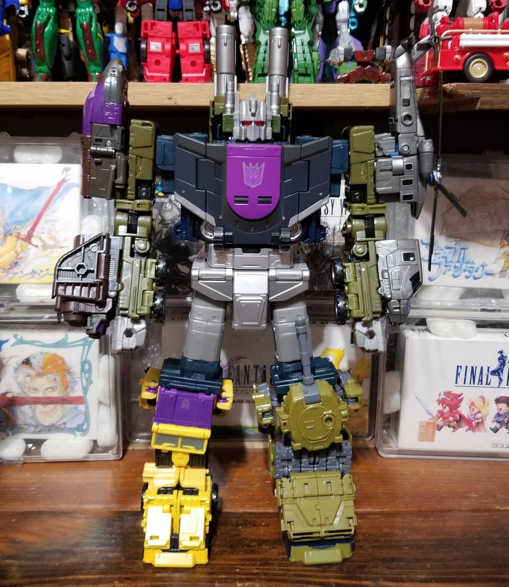 MoggyZpartuss's tweet photo. Finally all together and combined. #combaticons #decepticons #renegades #transformers #onslaught #brawl #swindle #vortex #blastoff #bruticus #ageoftheprimes #gestalt #combiner https://t.co/wUma8cRXQG