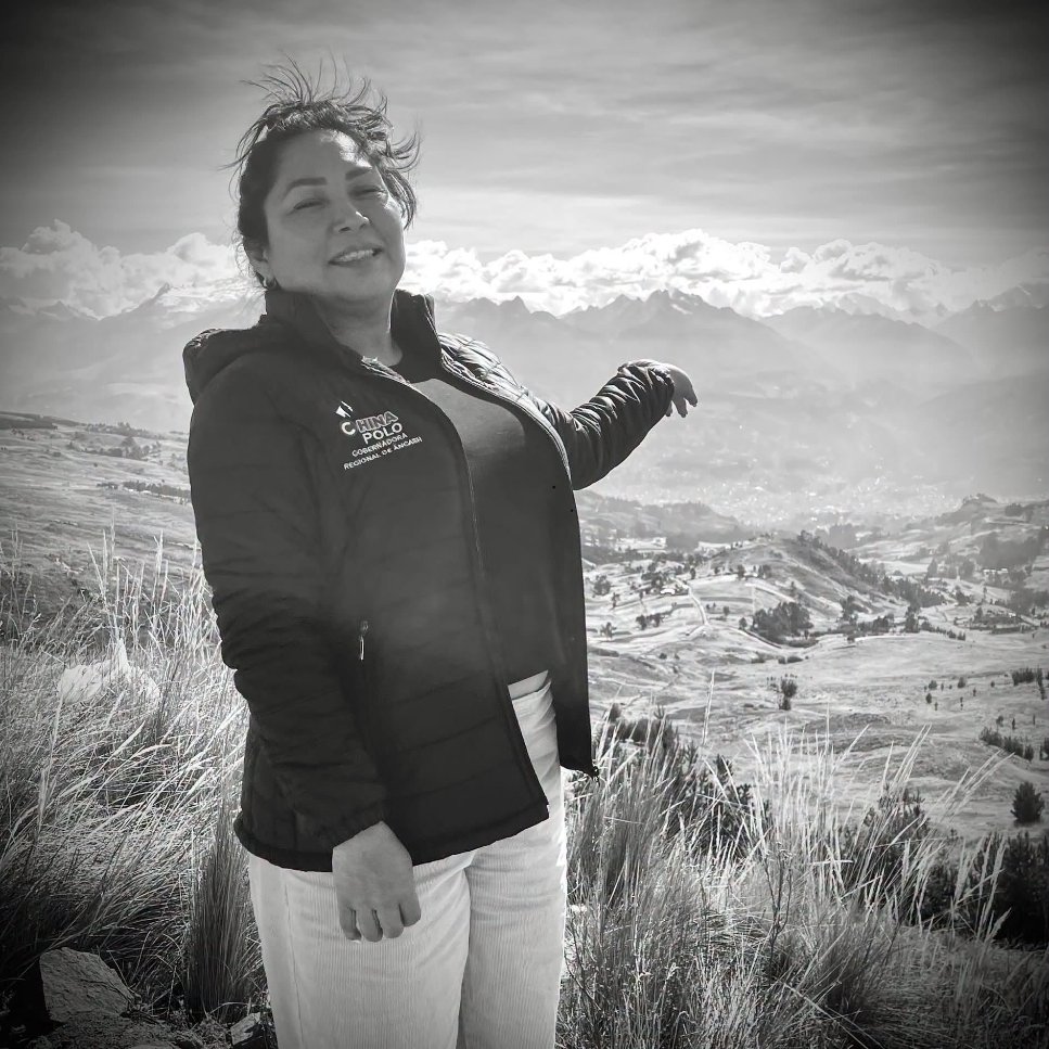 DanielSaC007's tweet photo. El equipo de producción de la periodista y candidata @Chinapolodomin se pronuncia exigiendo una investigación completa para dar con los responsables directos del crimen y piden garantías para todo el equipo que ha trabajado con ella. https://t.co/shKuTchiTZ