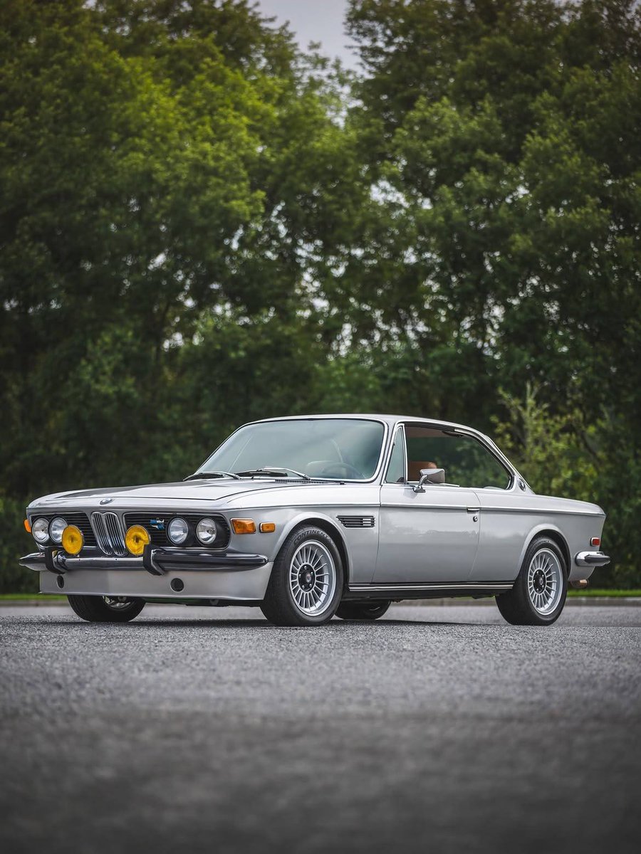 Retromania4ever's tweet photo. 🇩🇪 1970 #BMW 2800 CS⁠ https://t.co/TBEcJYzaAr
