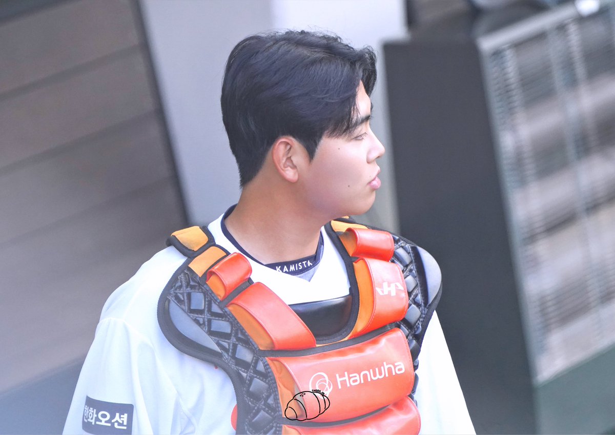 inseo_59's tweet photo. 260402 한화이글스 허인서

말할 때 입이 나오는 뚱냥이

#한화이글스 #허인서 
#모든날의인서를응원합니다 https://t.co/Bl1vLSD8M5