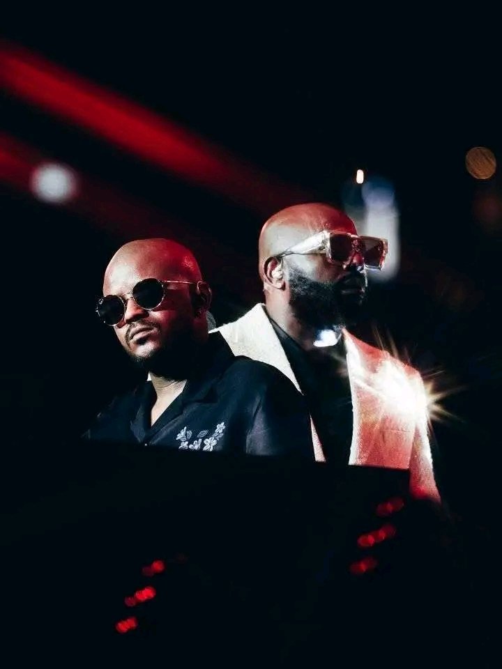 joy_zelda's tweet photo. Retweet To Show Them some Love ❤️ 

Kabza de small &amp; Dj Maphorisa 🐐🐐

#ScorpionKingsLive
FNB Stadium https://t.co/U5iJATHsfb