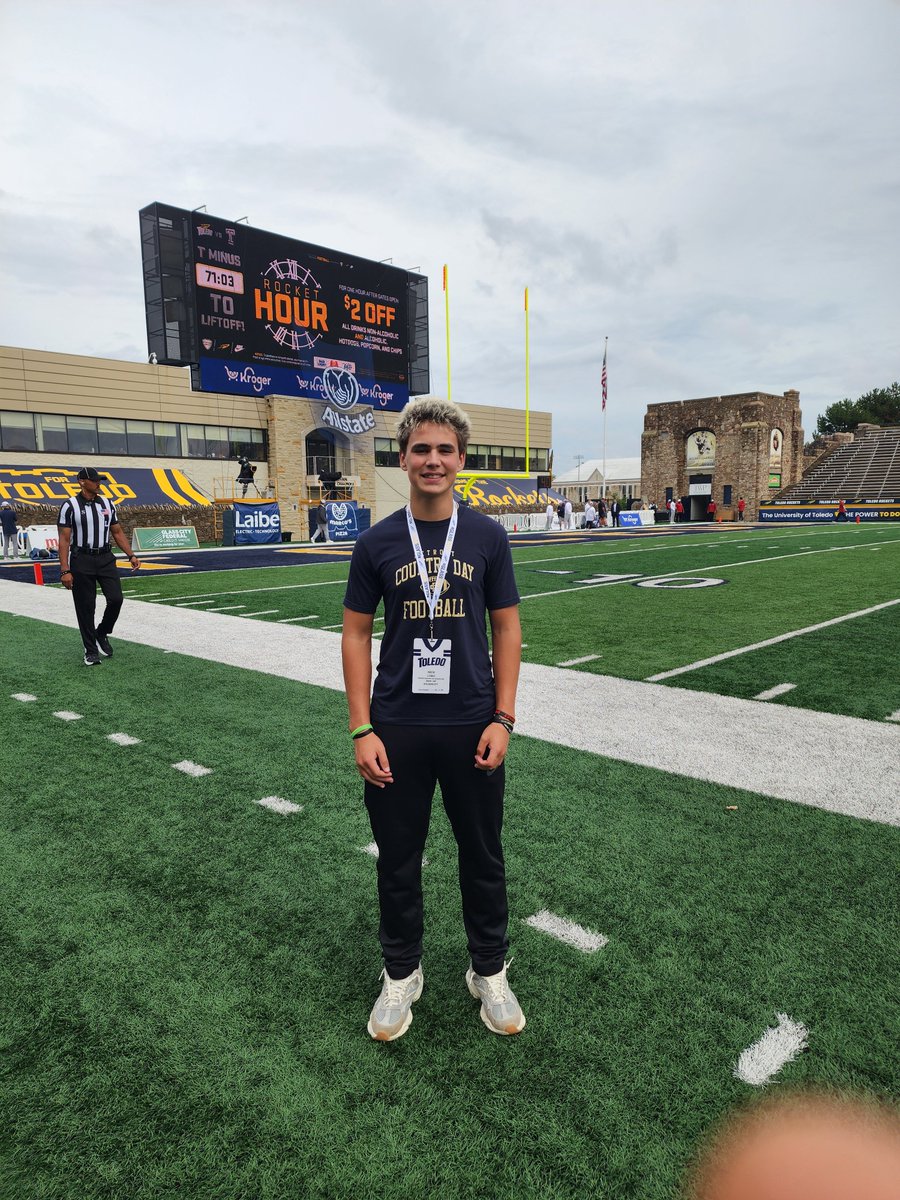itsnicklobo's tweet photo. Thank you @UToledoFootball for the gameday visit today.  Thank you @CoachMattUlrich and @CoachHoover9.  @HKA_Tanalski @Chris_Sailer @KohlsKicking @MIexposure @TheD_Zone @mikickacademy  @RisingStars6 @DCDS_FB https://t.co/uAIMOQBGpB