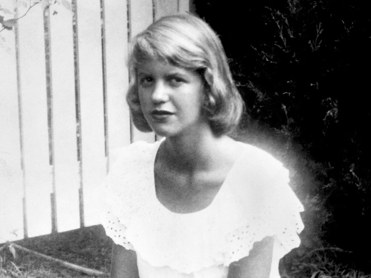 Naturalphilosy's tweet photo. "I like people too much or not at all."

— Sylvia Plath https://t.co/0iIFAP9u7Z