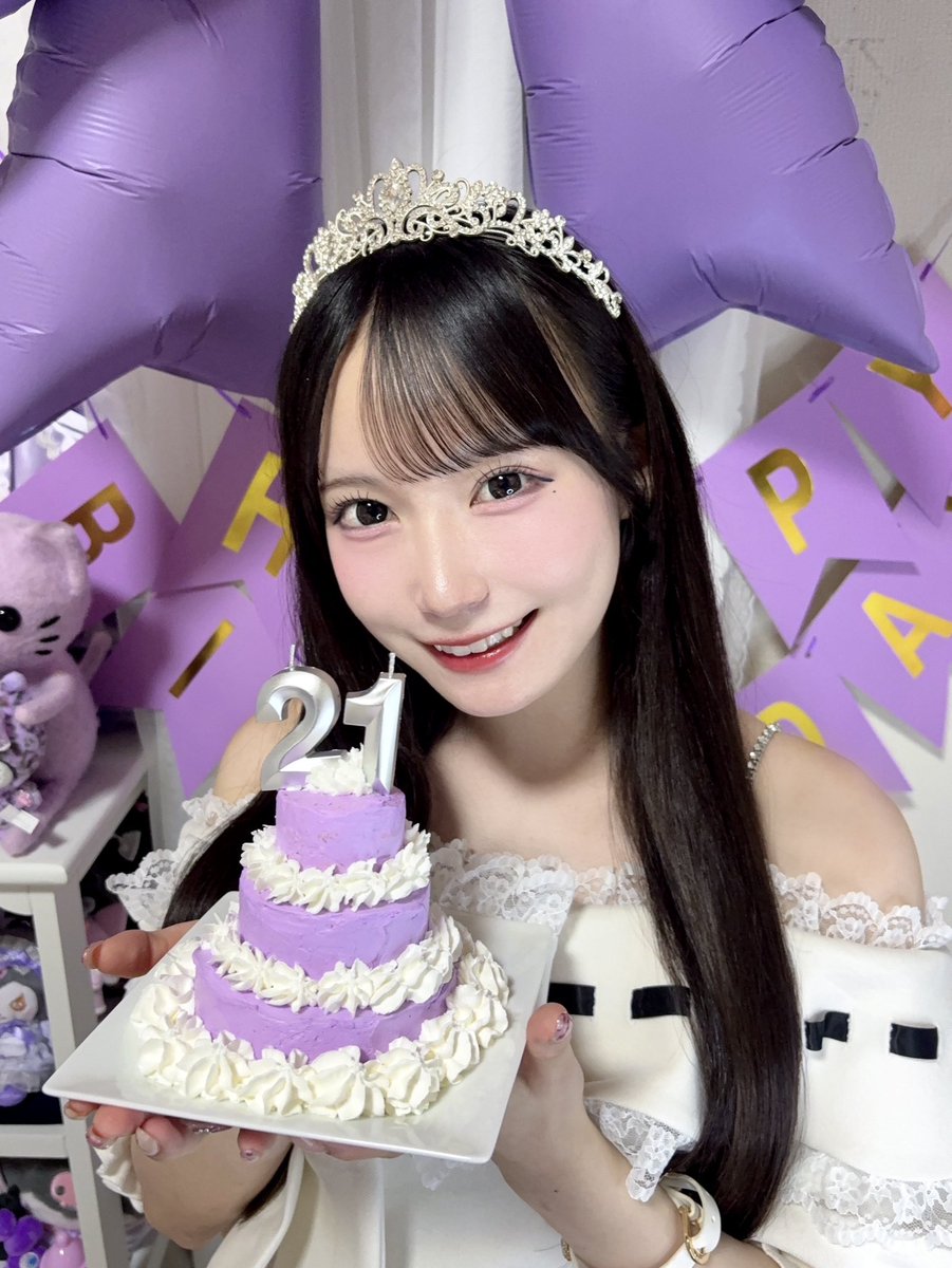 omura_anzu_'s tweet photo. 21歳になりました！！！💜
 ︎︎
夢をたくさん叶える1年にしたいです！！
ずっとみててね🫵🏻
 ︎︎
本日大阪！セブンパーク天美でリリイベします！
21歳のあんずに会いに来てね(՞ o̴̶̷̤  ̫ o̴̶̷̤՞)
 ︎︎
#ため息未来 #大村杏生誕祭2026 https://t.co/zgEKq8Haj3