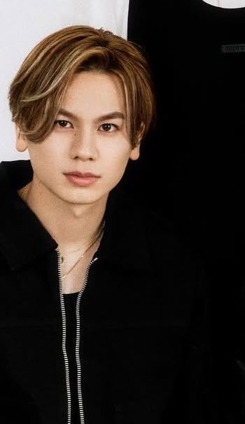 12255f's tweet photo. やっぱりこのマナトくんがマナトくん史上最高にかっこよくてダメ(T T)(T T)(T T)どこの国の貴公子？？プロポーズさせて欲しい(？？？) https://t.co/nKPRLwYwQK