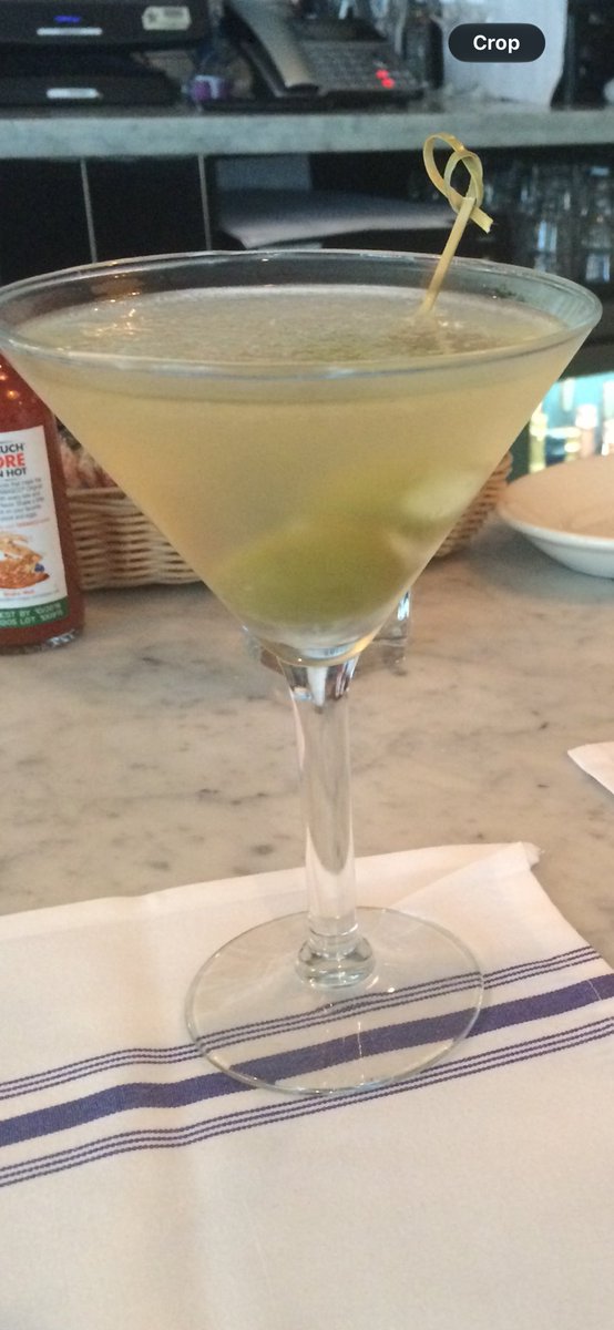 TXRedDirtFan's tweet photo. Stuffed in olives for an icy chilled
Dirty Martini … absolutely #BlueCheese
cc: @_we_love_food https://t.co/FWb4KYxBxE