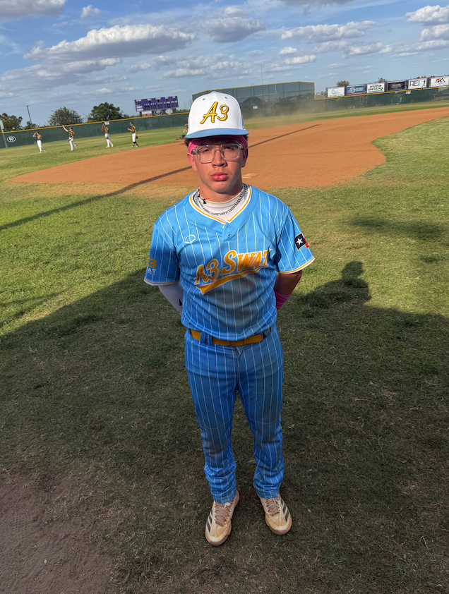 FiveToolSTX's tweet photo. F: @a3swatbaseball 16U 6, Marucci Elite TX Vicknair 4
PoG: Salvado Morales 3-4, 2B, RBI https://t.co/i8qWAyMK9S