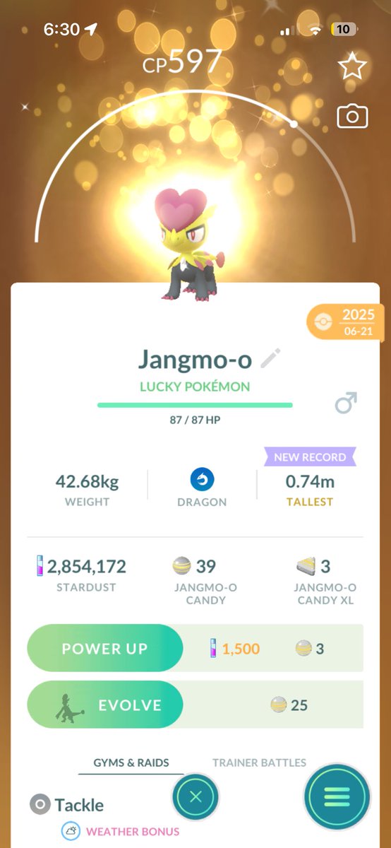 lushjunkie1964's tweet photo. LOVE 🥰🙌🏻🫶🏻 sweet lucky trade ✨✨✨👏🏻😍 #shiny #luckytrade #luckypokemon #newbie #pokedex #gottacatchthemall https://t.co/0c40EyGevC