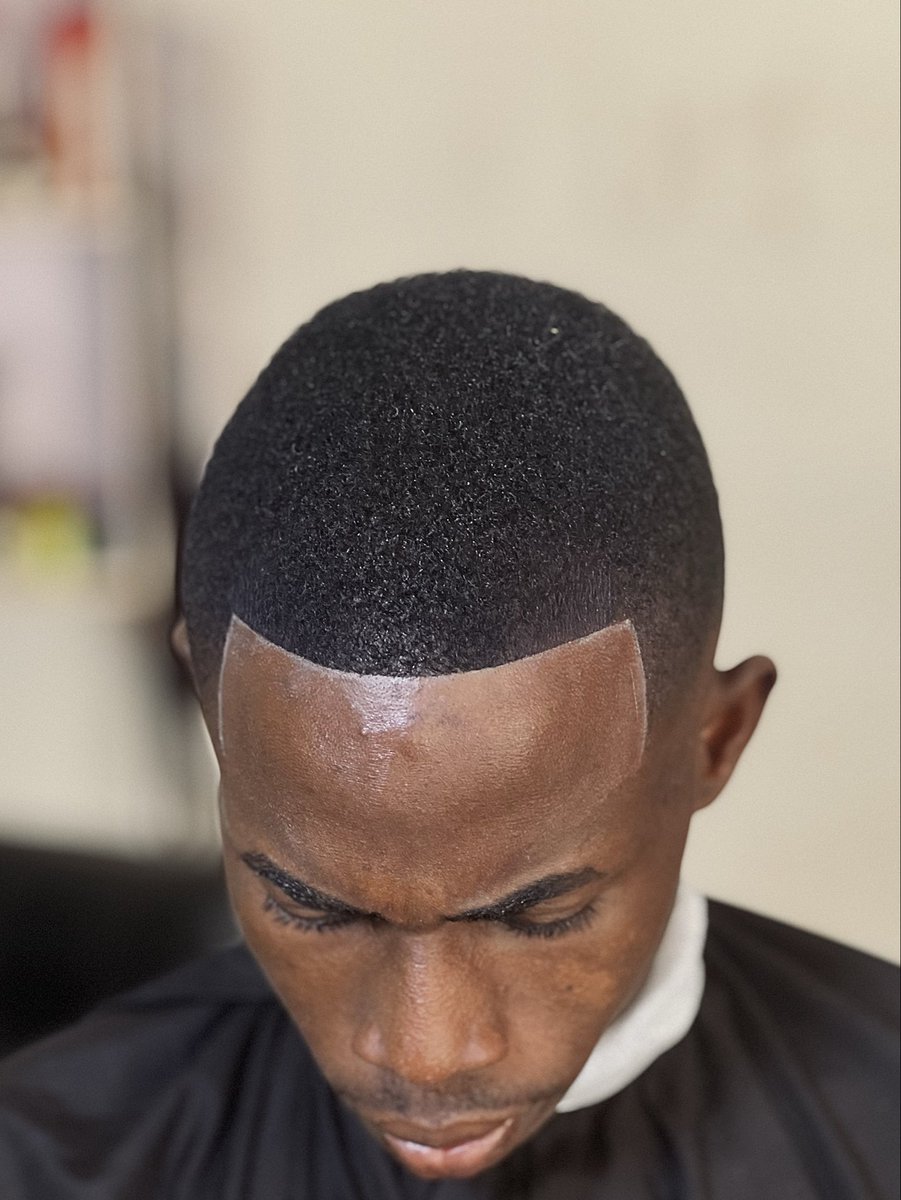 GMAGE_'s tweet photo. Rate this transformation 

Booking set. Available.
📲 09066026294

GMAGECUTZ | Precise. Bold.

📍 Donex Unisex Salon
Beside Btrust, Apatapiti, FUTA Southgate,
Akure, Ondo State, Nigeria
#fypシ #trendingreels #explorepage #gmagecutz https://t.co/xeGfHMKyFG