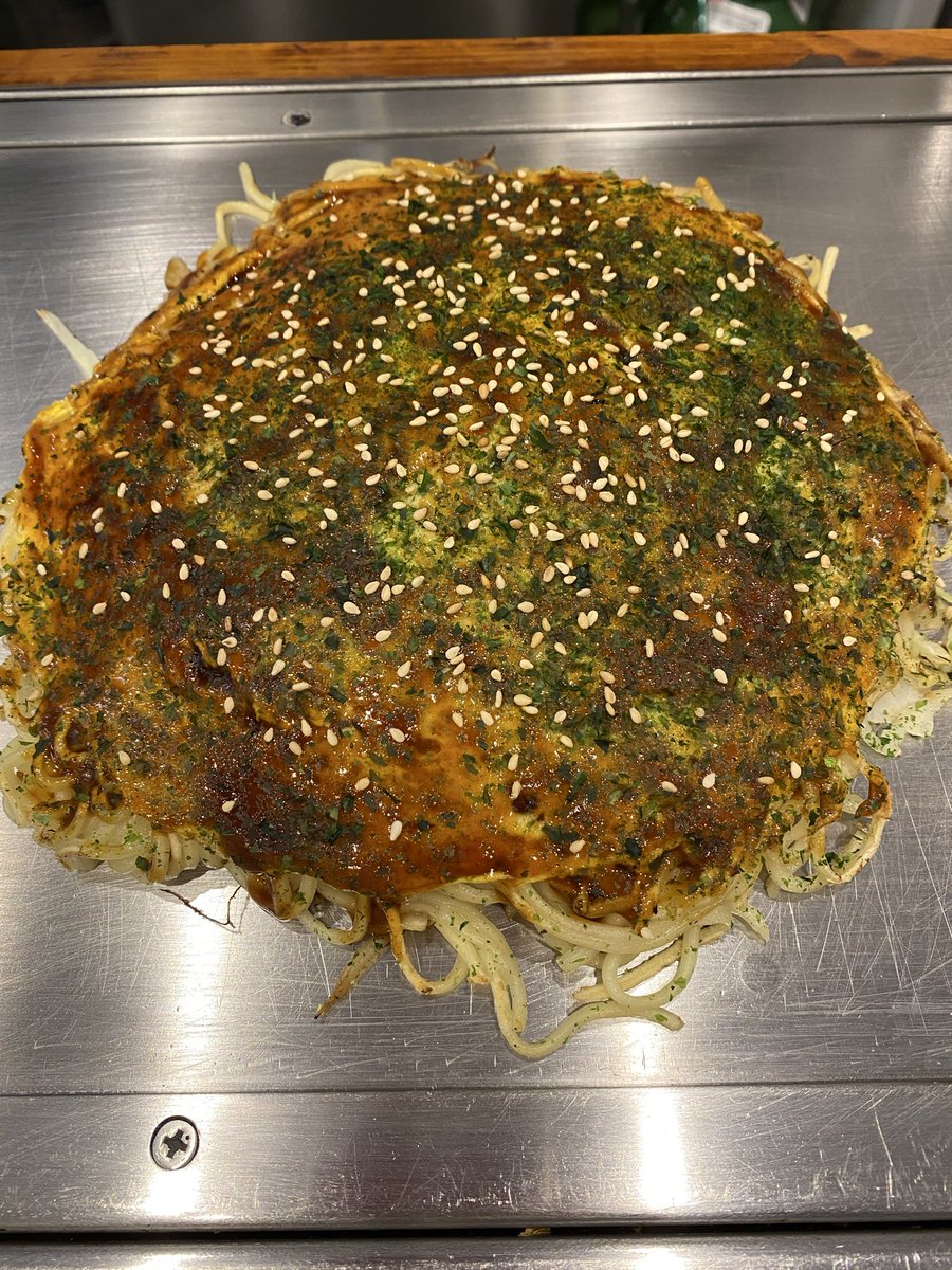 nasu0301's tweet photo. @bozu_108 お好み焼きnacca
大臣も来店するぐらい美味しいのにアピールしていないとこが好き https://t.co/rcqqpcwF1F
