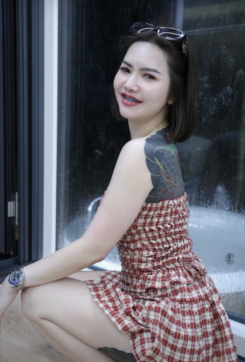 BabaraComeef's tweet photo. 💄"ตอนแรกก็ไม่เชื่อ จนกระทั่งลองใช้เอง... ไอเทมลับที่บิวตี้บล็อกเกอร์เกาหลีโหวตให้เป็นอันดับ 1!" 🦋 ครีมกันแดดเนื้อซูเฟล่ บางเบา คุมมันนาน 🌤️

🆔 mookky.29

#รับงานชัยภูมิ  #ชัยภูมิ https://t.co/8uGoHvVQfo