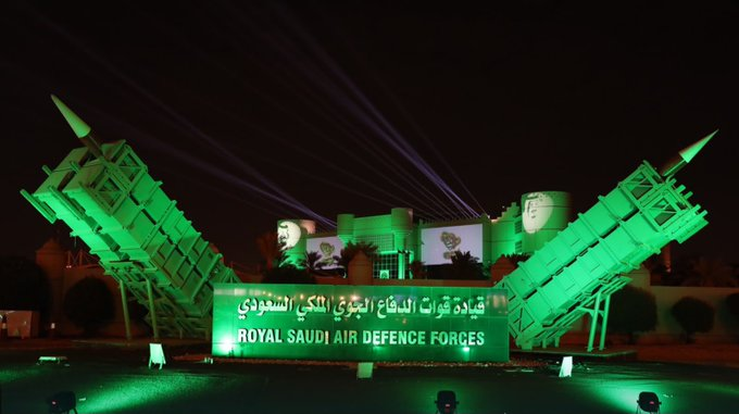 SaudiArabitcr4's tweet photo. فجر اليوم..  أبطال الدفاع الجوي الملكي يعترضون ويدمرون صاروخًا باليستيًا أطلقته ميليشيا الحوثي باتجاه الرياض.

#شكرا_لرجال_الدفاع_الجوي https://t.co/O0ziWCPgVK