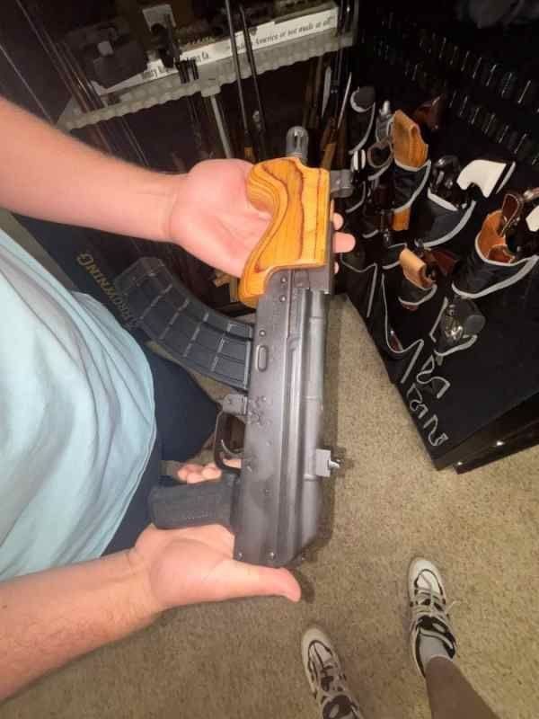 captagon1207's tweet photo. Micro Draco 762x39 comes with 3-4 clips fully loaded and a couple extra bullets. 
Website: https://t.co/IyEPh4XydT

#guns #draco #microdraco #glocks #longguns https://t.co/efyBbfVETG