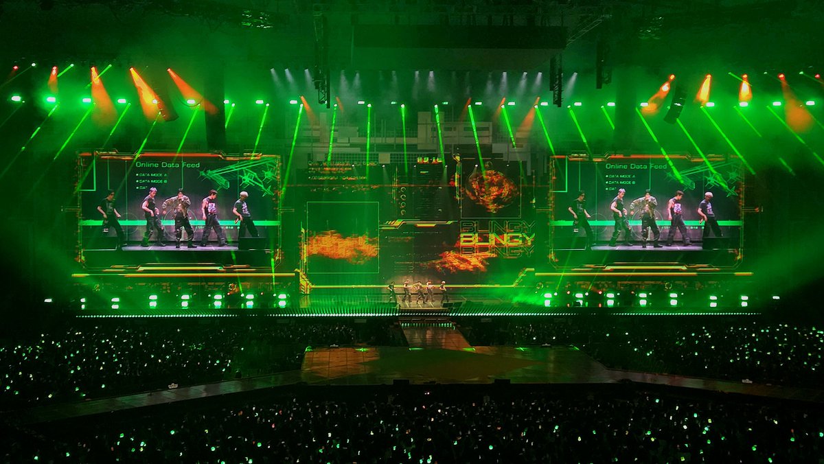 byeonnwi's tweet photo. #NCT127

중앙자리 막찍어도 퀄리티가👍🏻 https://t.co/wNYxzCnjK2