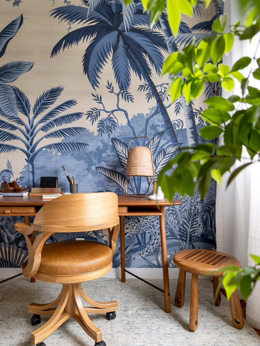 sehviyat's tweet photo. Tropical botanical workspace. https://t.co/Y0F9aKKNm7