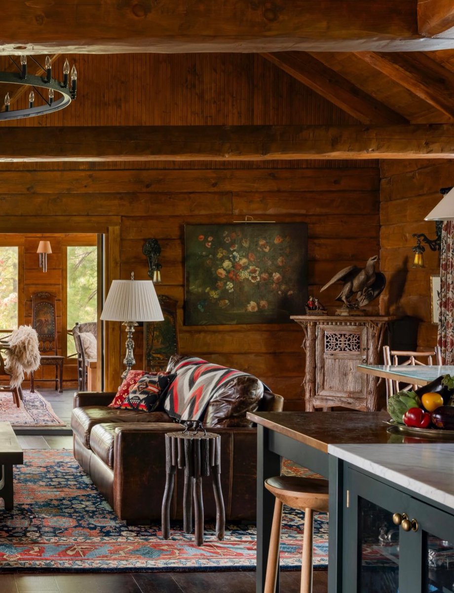 sehviyat's tweet photo. Rustic cabin interior. https://t.co/6eZJ1Xi6La