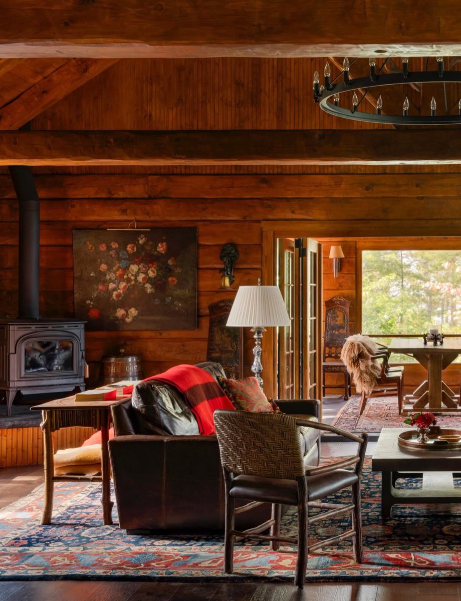 sehviyat's tweet photo. Rustic cabin interior. https://t.co/6eZJ1Xi6La