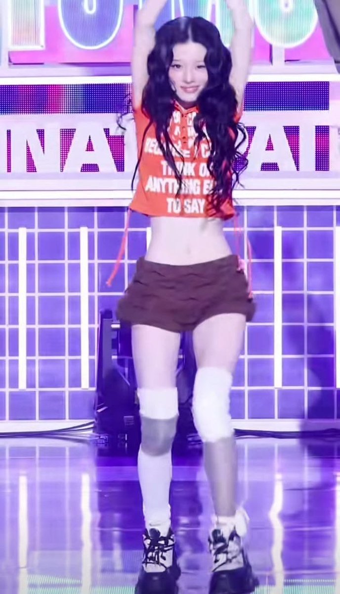 LavenderAlm0nd's tweet photo. ⋆. 𐙚˚࿔ Minju Thinspo Thread 𝜗𝜚˚⋆

a thread🧵🪡 for #edtwt

 pics, tiktoks and fancams

#thinspo #tinyspo #legspo #ricecaketwt #armspo #illit https://t.co/9KftRROkCn