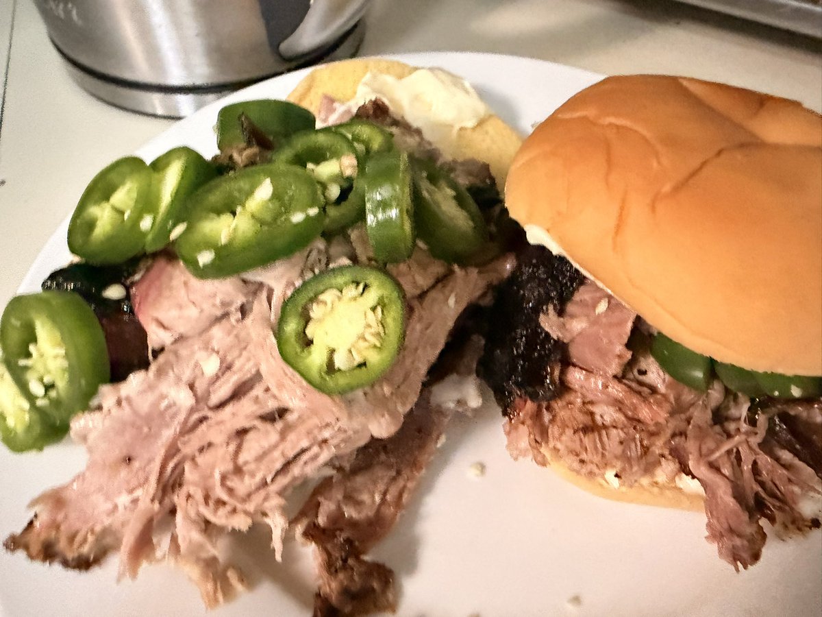 wallenius_brian's tweet photo. Hello my X family. Good morning Japan 🇯🇵. 

Here we have pulled pork sandwiches. BBQ https://t.co/Y3pCvzij3z