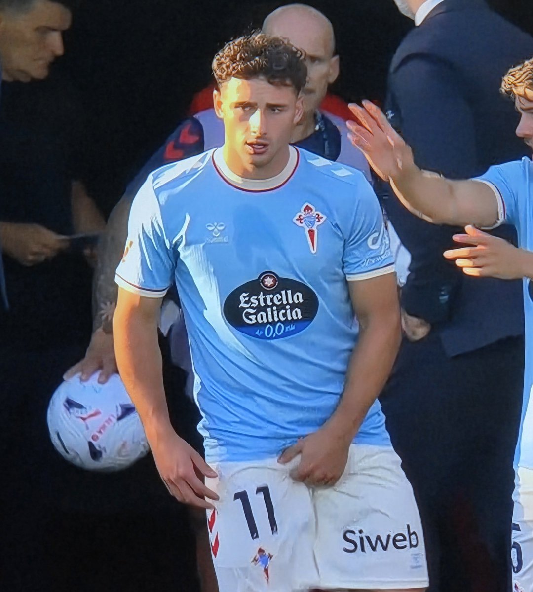 GrabBulge's tweet photo. Celta bulge grab https://t.co/Ge1KaxvMBR