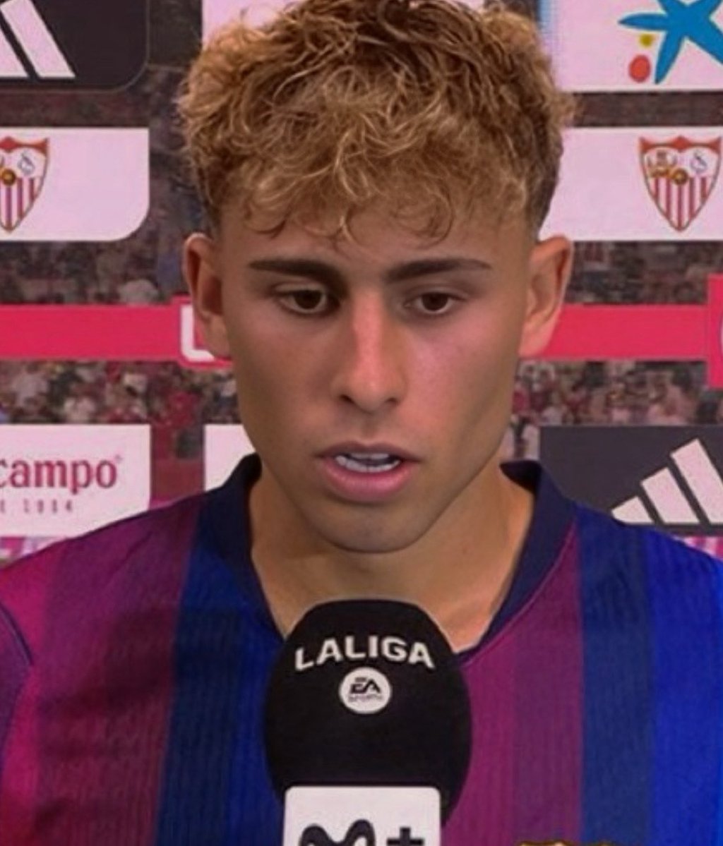 ActuFoot_'s tweet photo. 🚨 FERMIN 🇪🇸 : « RAPHINHA 🇧🇷 ME SURPREND… IL N’A JAMAIS JOUÉ 9 AUPARAVANT. 😳

Il est très bon, il s’adapte à n’importe quelle position. » 👏

🎙️ zone mixte https://t.co/bT5IkIn7rt
