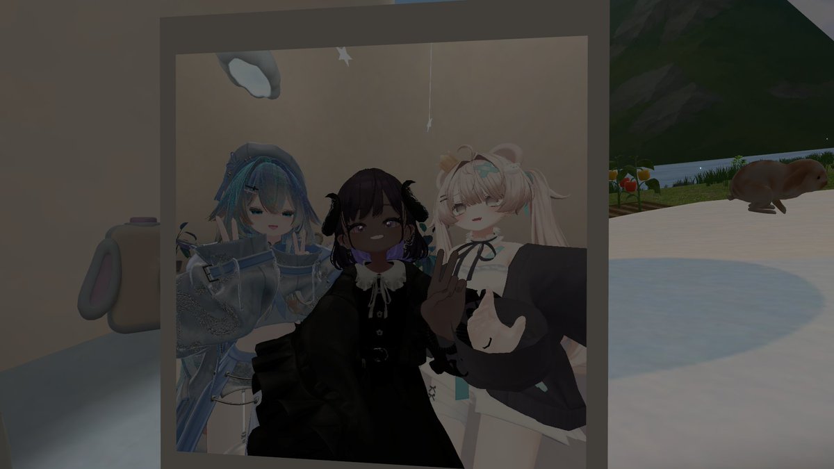 tosui_osu's tweet photo. ホラワ、うさぎ、fumioさん、闇ず https://t.co/GUi4A8aHSY