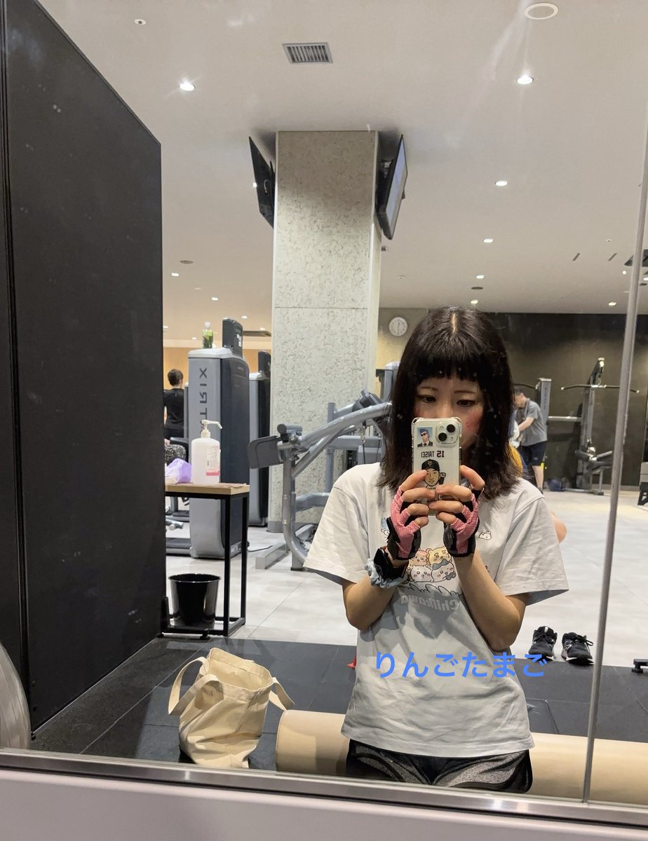 MonkyPopo's tweet photo. 昨日は、夫くんがお金を払って他の女の人のところへ行きました。なのでわたしはジム！
何故かいつもよりパワー出たような...
あらゆる事をエネルギーに変えられるから、筋トレってすごいんだな🙂🔥
腹筋も少し割れた気がする！ https://t.co/kp1fIPbU0z