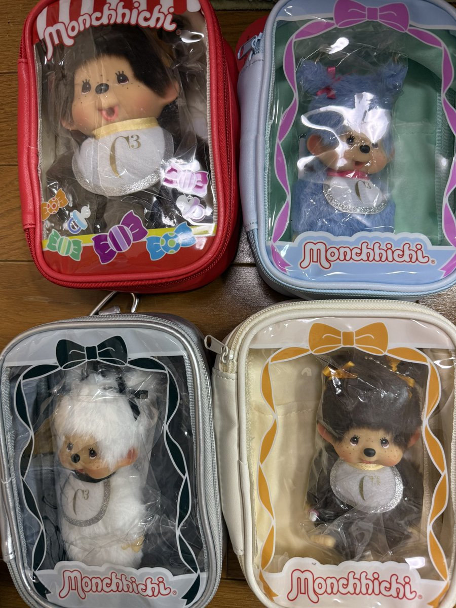 ensaile's tweet photo. おはようございます
注意⚠️👀
物欲のある方にはお勧めしません
結局こうなる
夜遅く
お出かけの帰りに
連絡📱
在庫確認後に暴走😵‍💫😵‍💫
今月こそは控え様と思ってたのに😵😵😵
#モンチッチ 
#monchhichi
#キャラトラスイーツ越谷レイクタウン
#ヌイポーチ付きモンチッチ ちゃん https://t.co/uuKkeciRbb